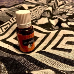 🌿Young Living🌿 Cedarwood  Essential Oil 15mL